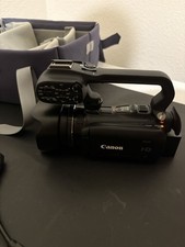 Canon XA10 Bundle