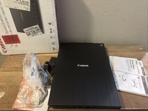 Canon CanoScan LiDE 400 Flatbed Scanner - 4800 dpi Optical (2996c002) - 第 1/8 張圖片