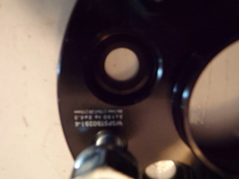 YHT AUTO 5 X 100 A 5X 4/5", ESPACIADORES DE RUEDA CENTRADOS EN EL CUBO 1/2" DE ESPESOR, JUEGO DE CUATRO Foto 3 de 4