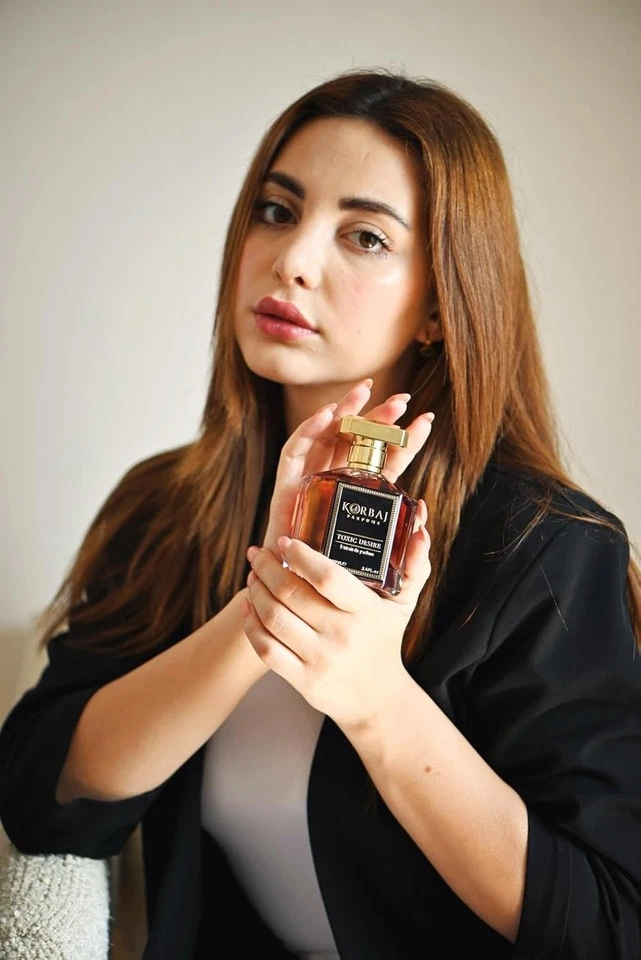 Toxic Desire - Perfume árabe para mujer y hombre, EDP 3,4 fl oz (paquete de 1) Foto 2 de 4