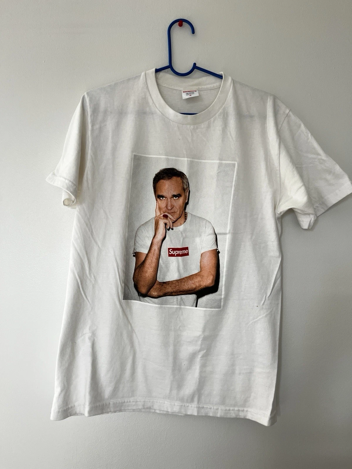Tee shirt Supreme Morrissey BLANC taille MOYENNE SS16 porté en douceur