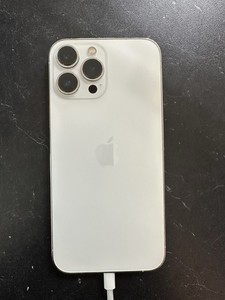 IPhone 13 pour pièces ou restauration - Téléphones & Objets connectés