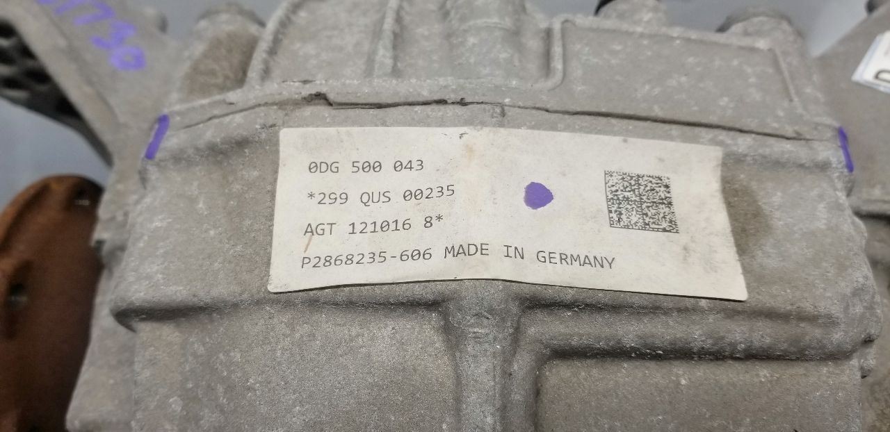 17 BENTLEY BENTAYGA 6.0L W12 REAR DIFFERENTIAL CHUNK CARRIER 0DG500043