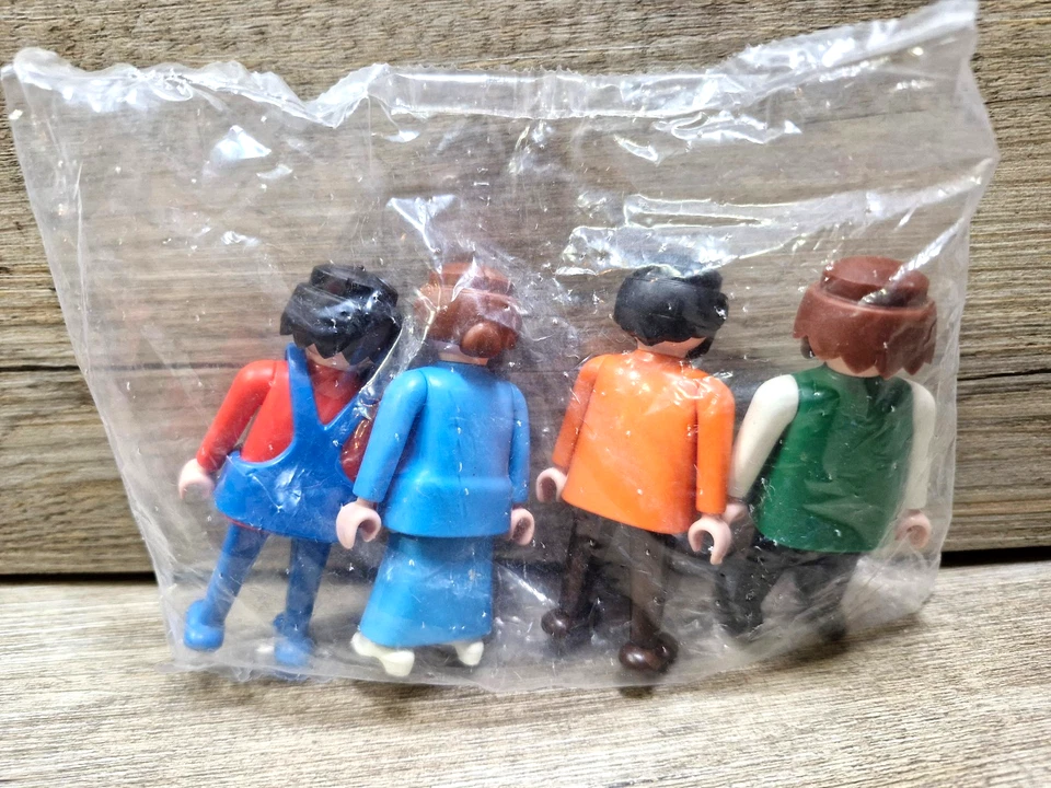 Playmobil ® Figures from Set 3958 Western People Train Railway New Polybag Original Packaging - Image 2 of 2