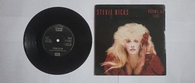 Stevie Nicks ROOM S ON FIRE (45RPM 7  Single) w/Pic Sleeve Modern (J166) 1989