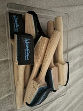 International Dance Shoes Wire Shoe Brush