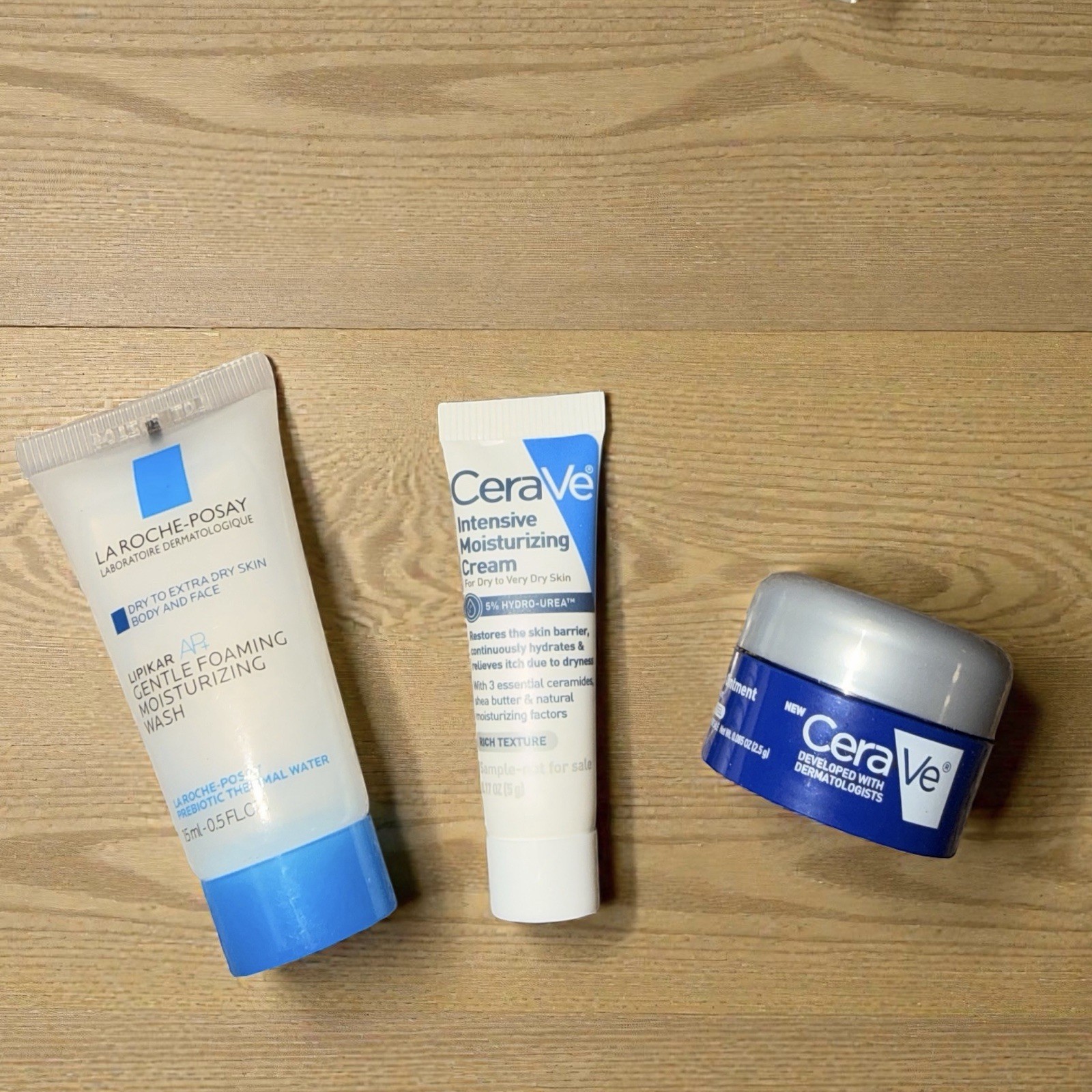 Dry Skin Travel Set - CeraVe + La Roche - Posay Mini Skincar