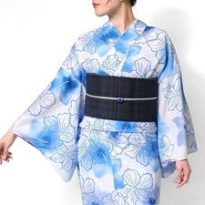 New single yukata, white hibiscus polyester, no wrinkles, classic pattern,