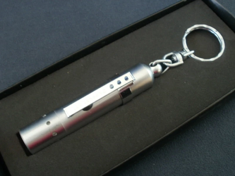 Led Lenser 7570 Linterna V1 Moon-Lenser. Luz Blanca Incl. Bolsa Con Logo - Imagen 2 de 3