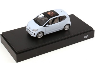 VW UP! HIGH UP! 1.0L 3 DOOR 2012 LIGHT BLUE 1:43 SCHUCO (DEALER MODEL)