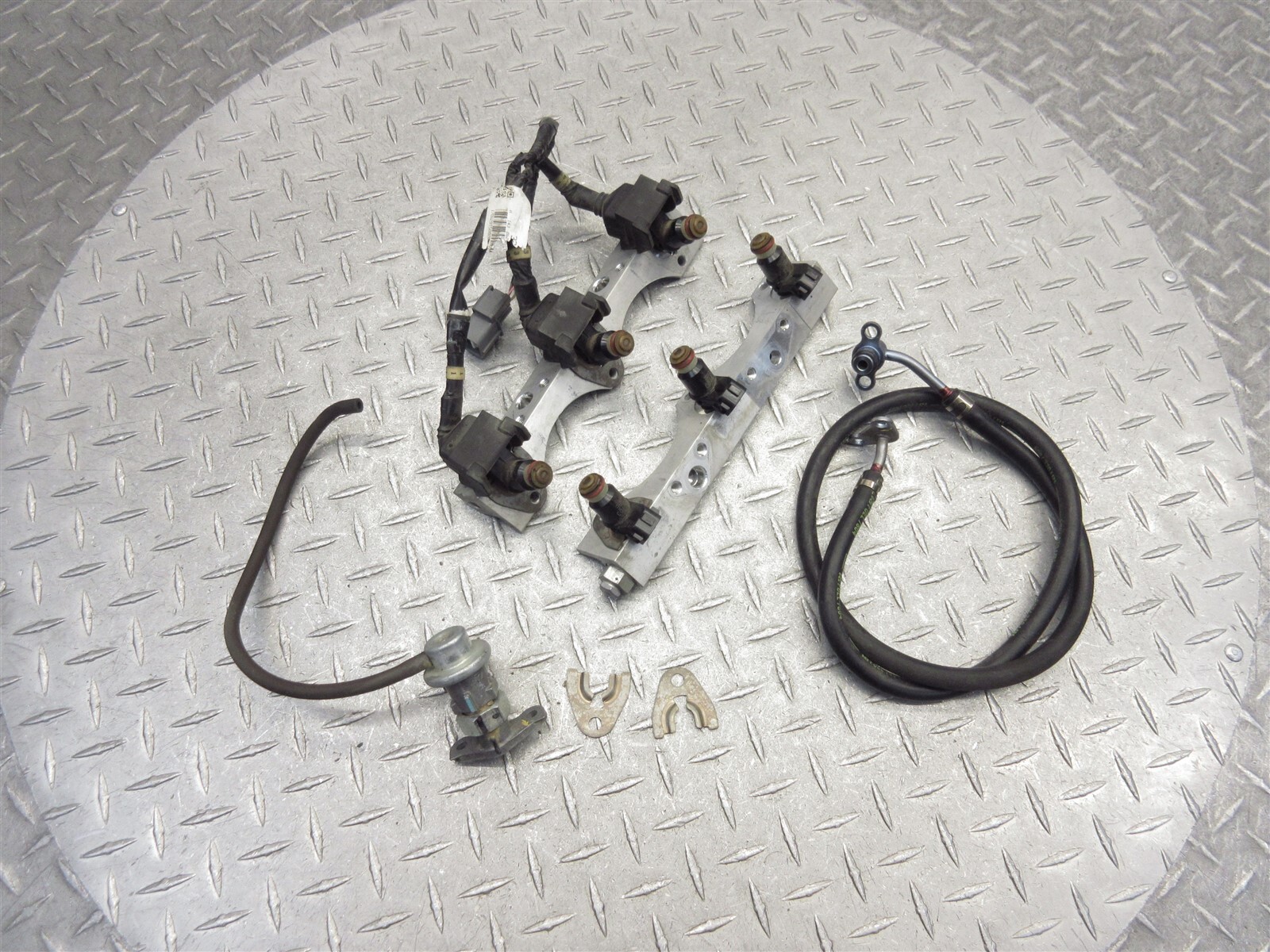 2008 0610 Honda GL1800 Goldwing OEM Injectors Gas Fuel Jets Rails Hose