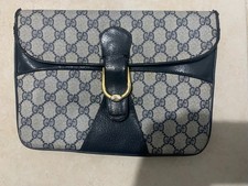 Navy Vintage Gucci Canvas Leather Clutch in Fair Condition