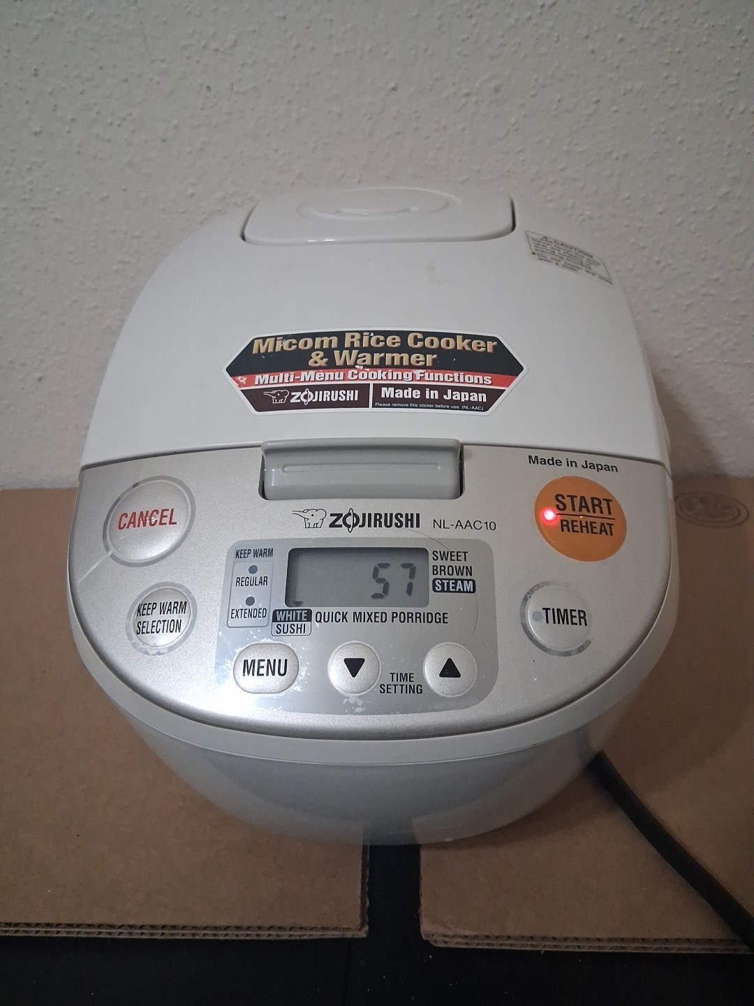 Zojirushi NL-AAC10 5.5 cups / 1.0 liter Micom Rice Cooker Warmer MADE IN JAPAN