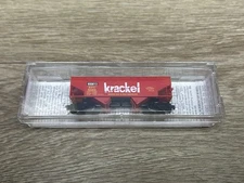 Micro-Trains Lines N Scale Hersheys Krackel Car 33' Twin Bay Hopper Notched Arch