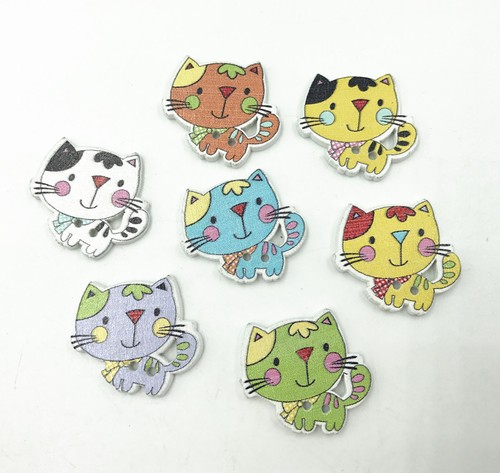 Wooden Cartoon Cat Buttons Sewing Scrapbooking Crafts Accessories 24mm - Picture 3 of 4