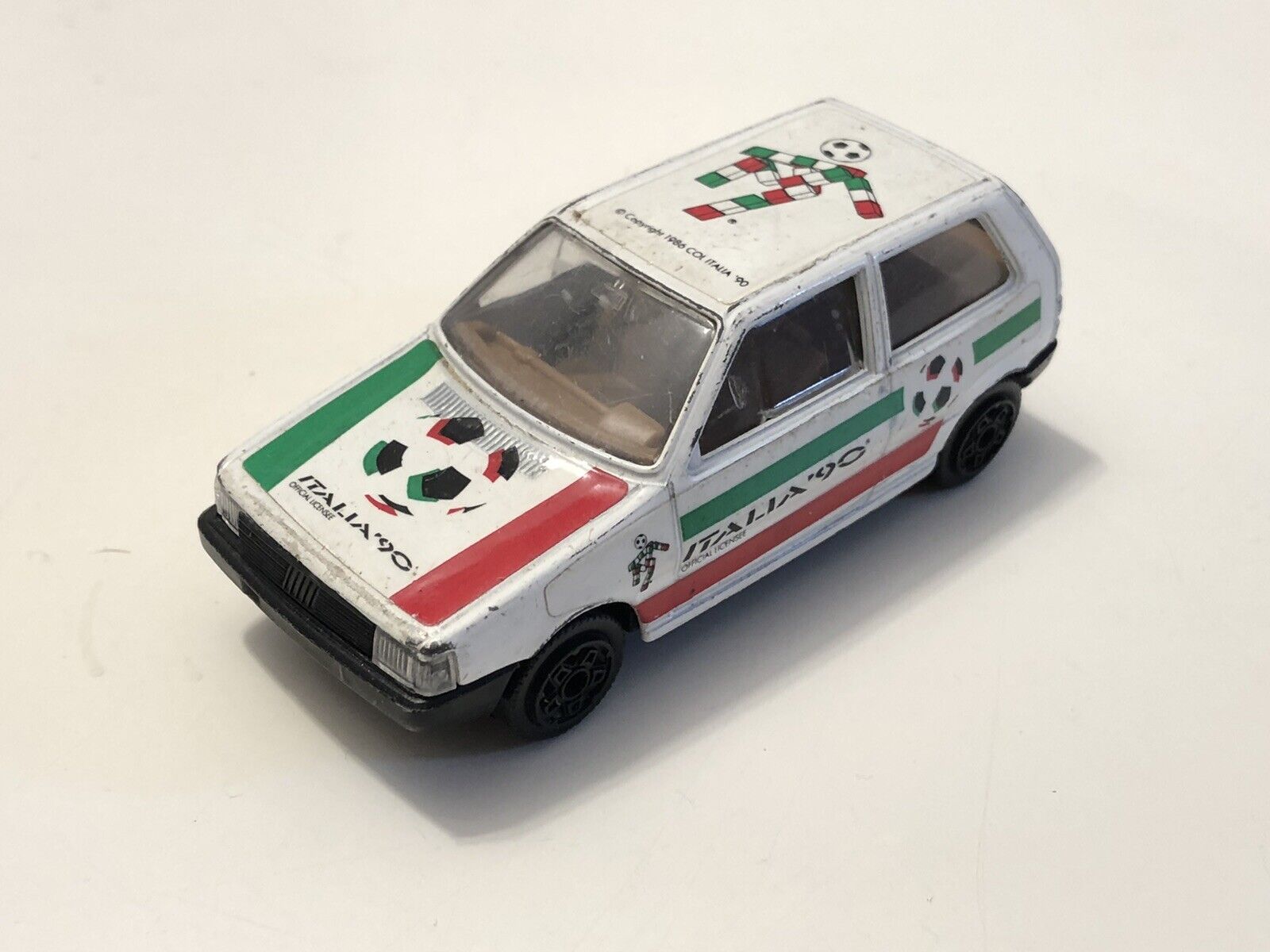 ITALIA 90 #official #burago #FIAT UNO | www.carmenundmelanie.at