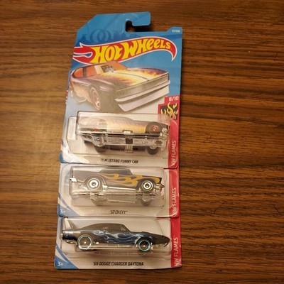 Hot Wheels HW Flames Vintage Cars Set of 3 NEW SEALED 1:64 Scale Diecast Cars. 6