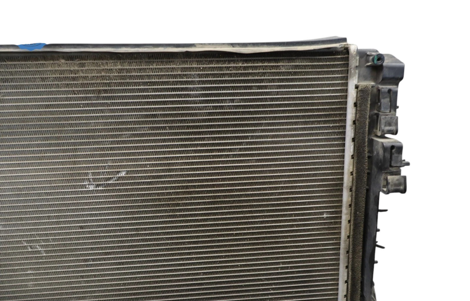 14-22 Maserati Ghibli Engine Water Cooling Radiator 670109996 Oem