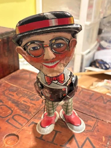 1920s Marx tin windup toy Silent Film actor Harold Lloyd dancer 11” lithographed