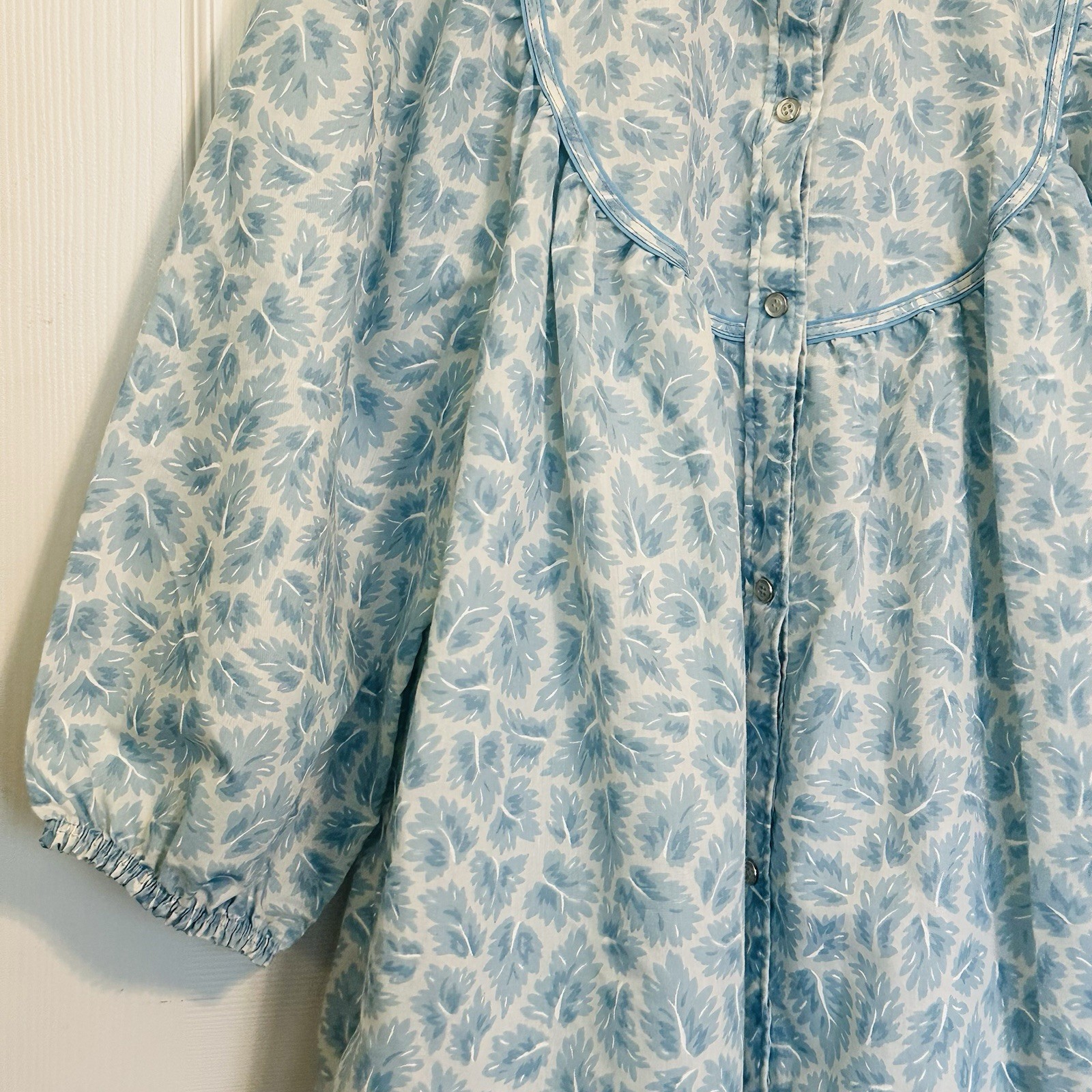 Vtg Floral Housecoat Pearl Snap Housedress Duster… - image 3