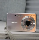 FUJI FILM FinePix J10 Digital Camera 8.2 MP Battery and Charger - working