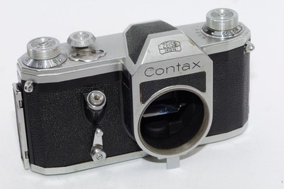 Zeiss Ikon Contax S 35mm SLR Film Camera. Early Circa 1950. M42