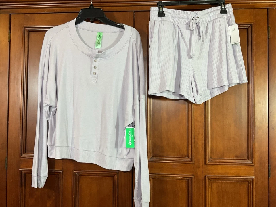 Juego de salón de 2 piezas para mujer Honeydew color: púrpura claro amado mediano nuevo con etiquetas talla mediana Foto 2 de 4