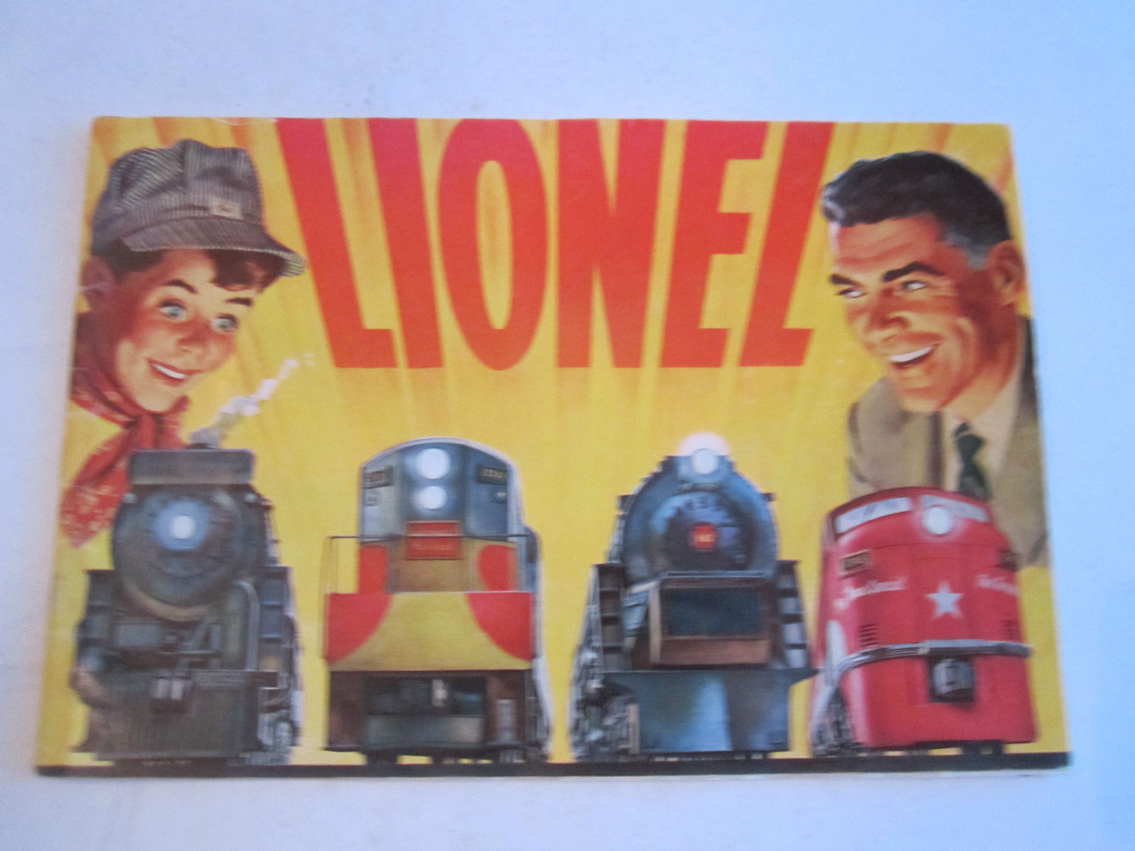 1954 LIONEL TRAIN CATALOG - COLLECTIBLE - BOX C 1954 LIONEL TRAIN CATALOG - COLLECTIBLE - BOX C