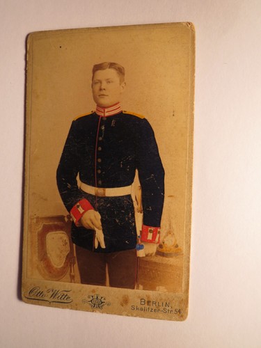 stehender Soldat in Uniform - koloriert / CDV Otto Witte Berlin