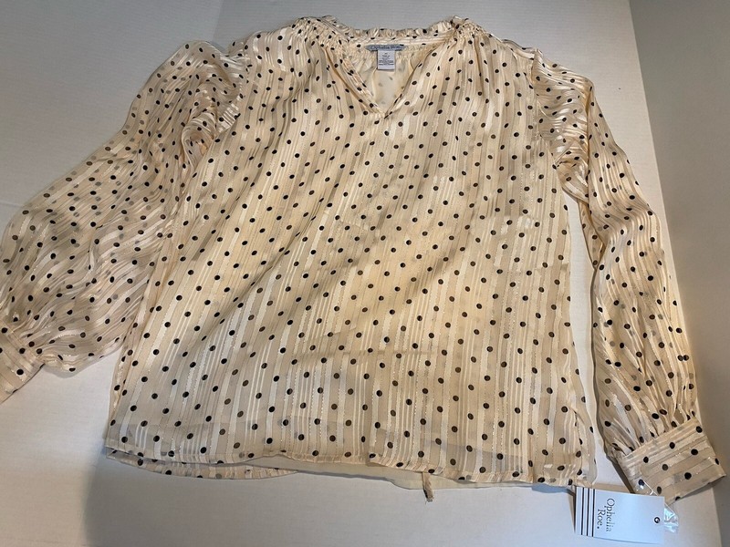 Women’s New With Tags Ophelia Roe Long Sleeve Polka Dot Medium Top
