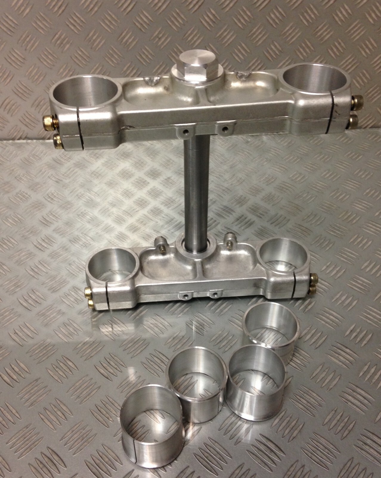 Te de fourche large BMW R80 R75 rigidit&eacute; accrue pour train avant de Flat-Twin