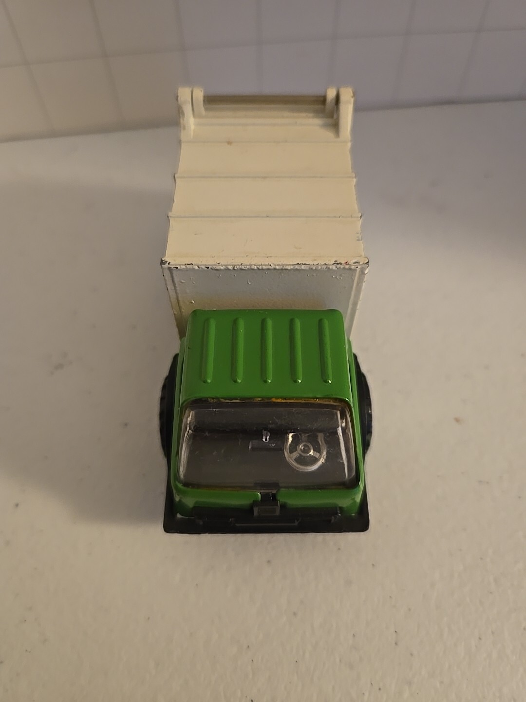Picture 4 of 12
