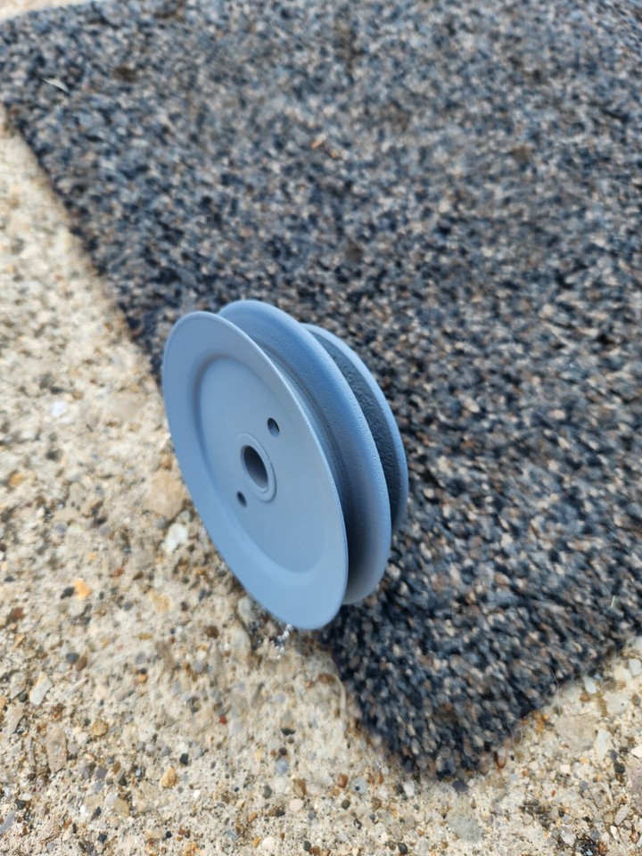 Wheel Horse 42" Mower Deck Center Spindle Pulley 5/8 Shaft 110148 eBay