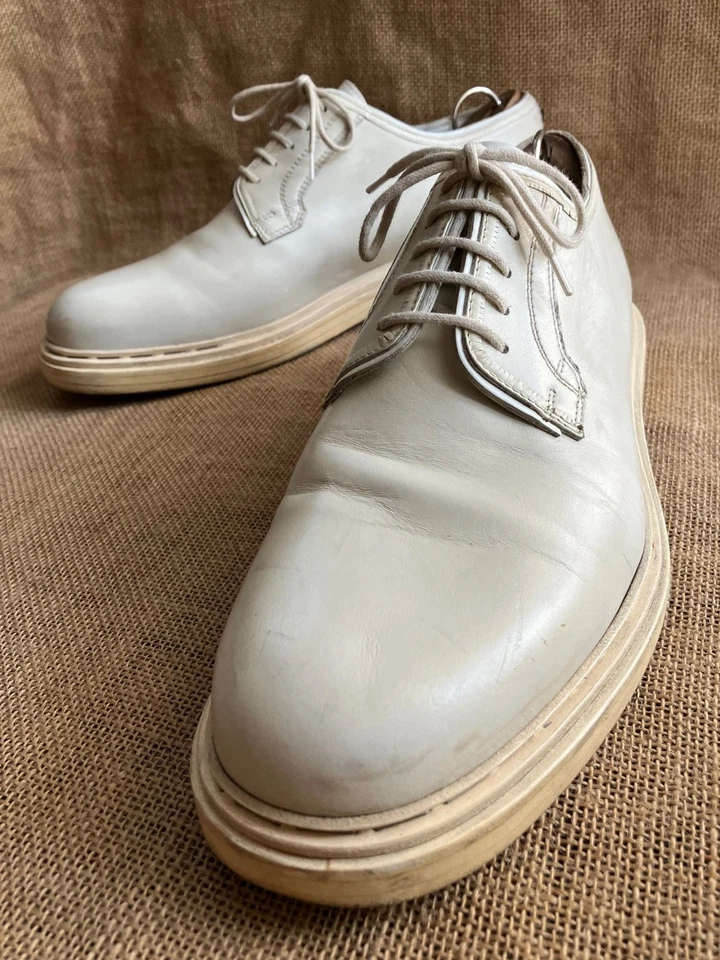 Chaussures derby homme Valentino Garavani en cuir blanc bout uni pointure UK ... - Photo 2/4
