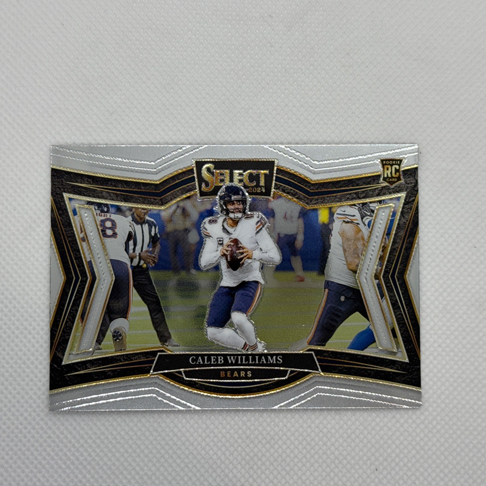 2024 Panini Select CALEB WILLIAMS Field Level #477 Rookie RC Chicago Bears - C