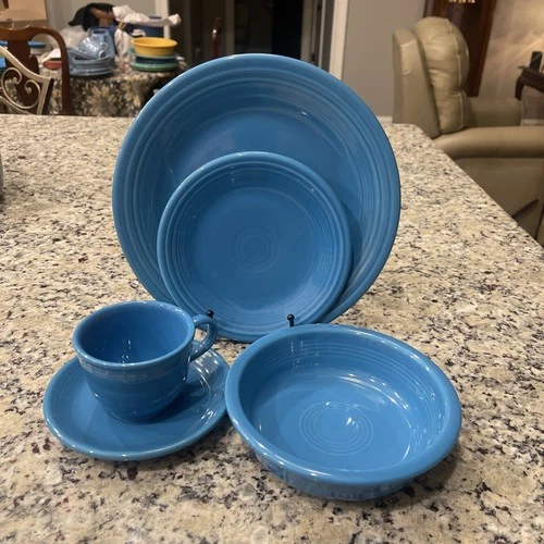 Fiesta Ware PEACOCK 5 Piece Place Setting Retired Fiestaware EUC