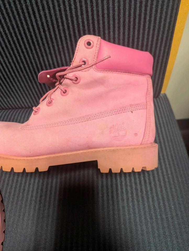 Timberland 6 Inch Pink Combat Boots Lace Up- Size 6.5  - Image 2 of 4