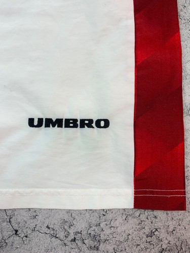 Manchester United Vintage 1996 1998 Home Football Shorts Umbro Size 34 L - Picture 3 of 9