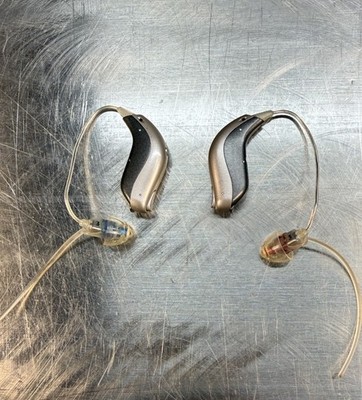 L&R Pair Bernafon ZR9 MNR Hearing Aids for mild to severe hearing loss