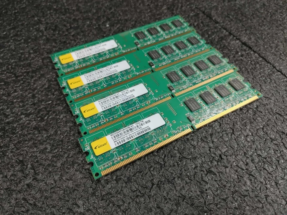Lot of 4 Elixir 2GB (2Rx8) PC2-6400U (DDR2-800) DDR2 UDIMM non-ECC Desktop RAM - Image 3 of 4