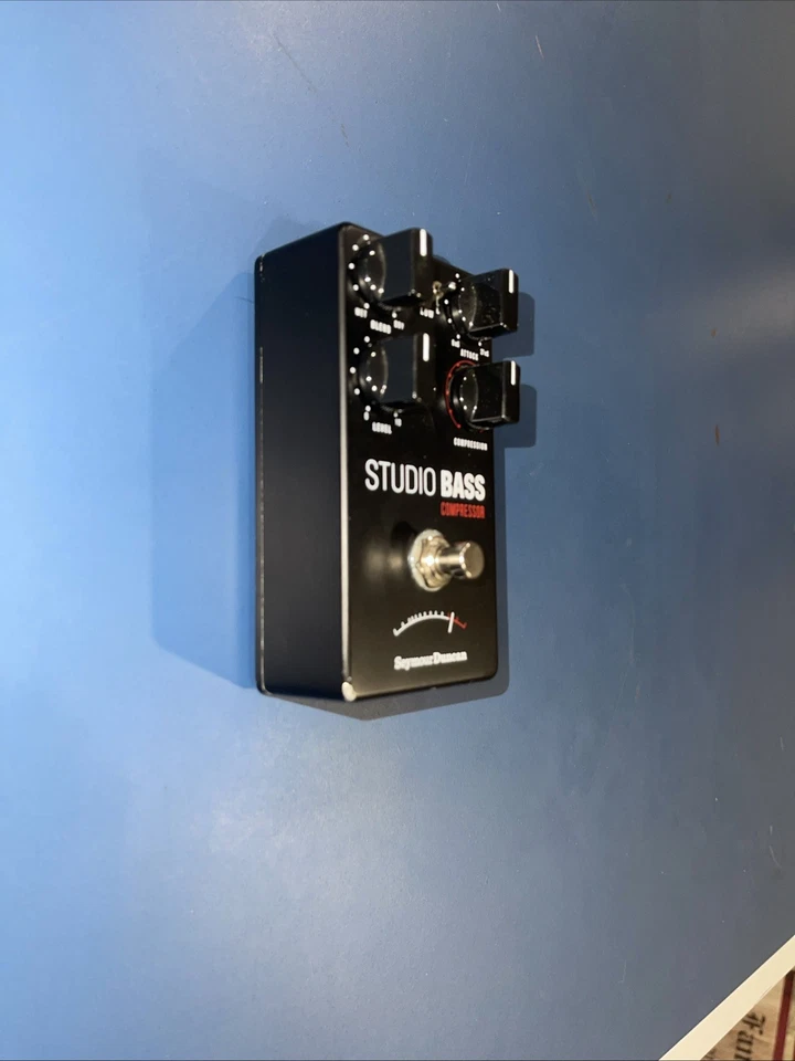 Pedal Compresor de Bajo Seymour Duncan Studio Grado de Estudio de Bajo de Alta Calidad Foto 4 de 4