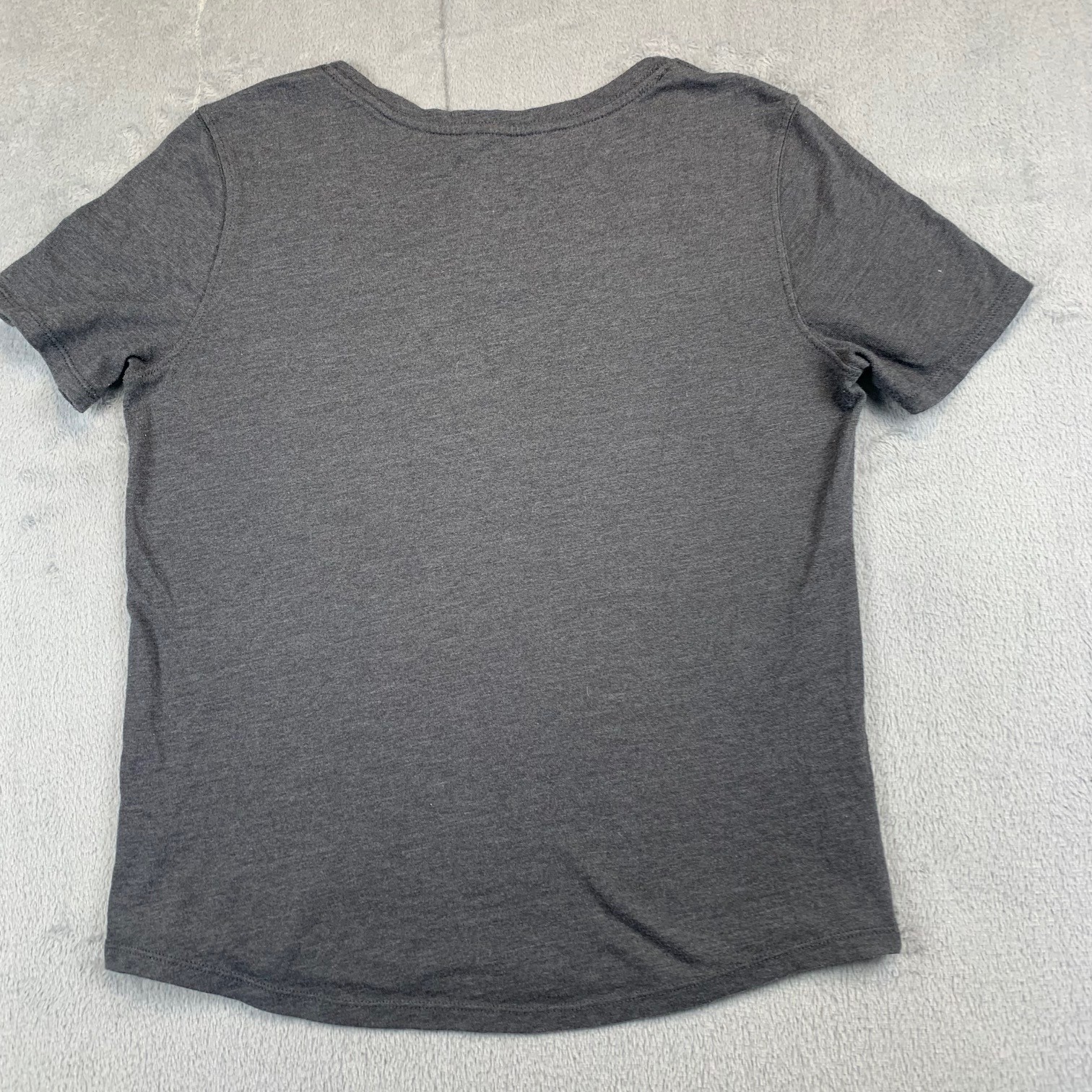 Carhartt Women M Relaxed Fit V-Neck Graphic Tee Built By Hand Gray Short Sleeve thumbnail 4