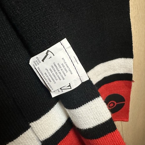 Pokemon Kids Scarf Red Black And White 52” - Picture 6 of 7