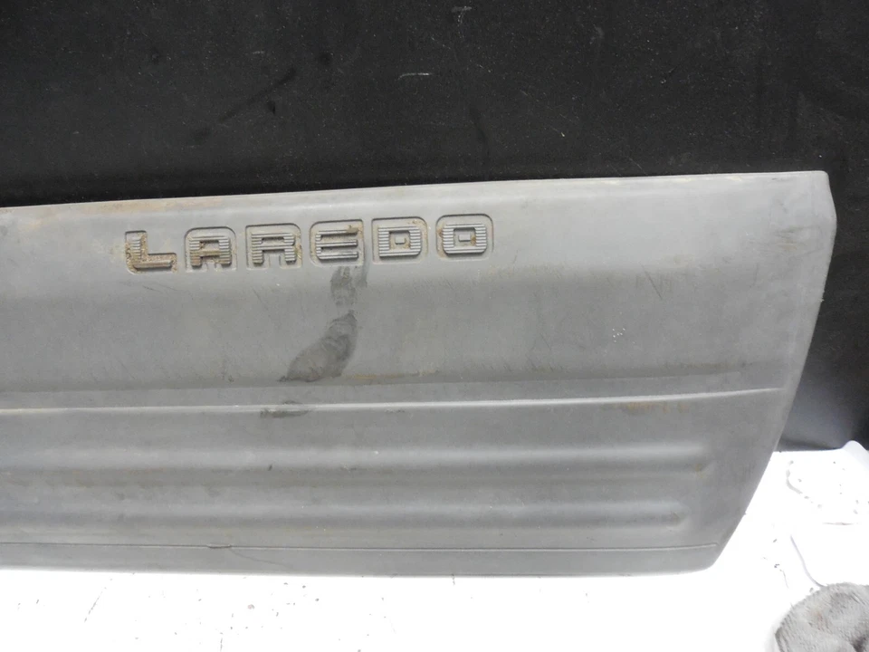 Laredo Front Right Side Door Moulding Trim 55295538 93-98 Jeep Grand Cherokee - Image 2 of 4