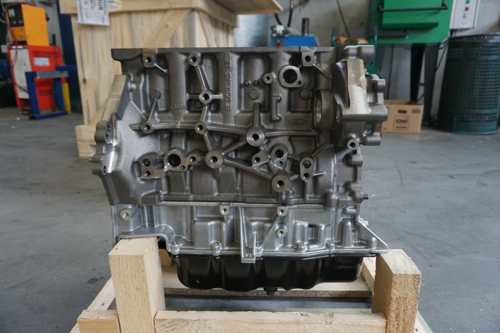 Triebwerk Motor Teilmotor - Ford Transit 2,0 TDCI - OE 2392682  