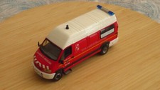 Miniature Renault Mascott pompier vsab sdis var 1/43 
