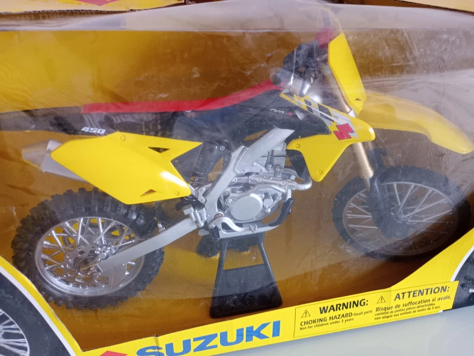 modellino moto suzuki 1/6 newray da collezione - Immagine 3 di 4