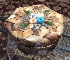 Woven Split Ash Handcrafted Decoration Blue ,Cream Flowers Sawing Basket/ Lid