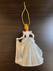 4.5 Inch Cinderella, White Porcelain Ornament Disney Theme Park Merchandise 2016 — photo 4