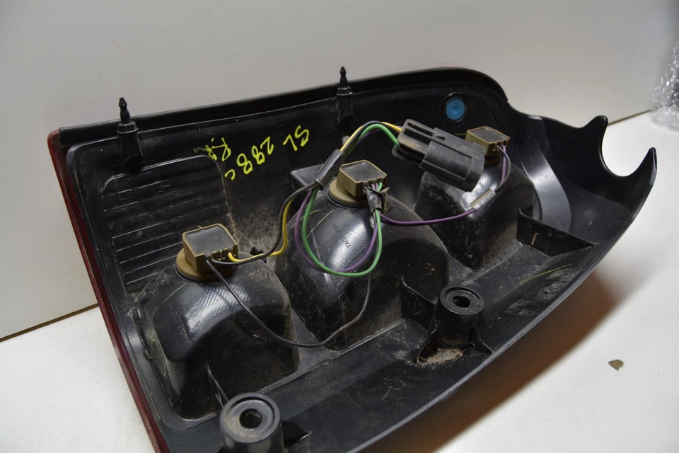 05-09 CHEVROLET UPLANDER RIGHT PASSENGER SIDE TAIL LIGHT OEM, 166-02176B Foto 4 de 4